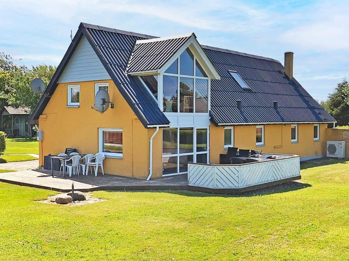 10 Person Holiday Home In Vinderup 外观 照片