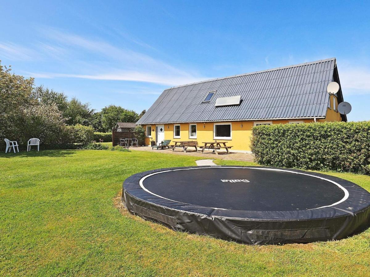 10 Person Holiday Home In Vinderup 外观 照片